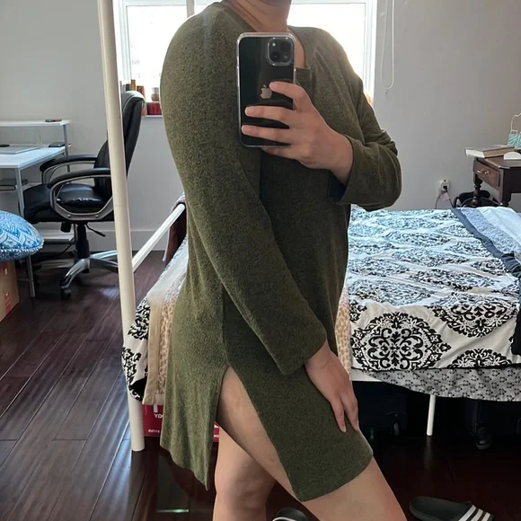 Old Navy Sweater Shirt Dress Short with Sleeves and Thigh Slits, Medium